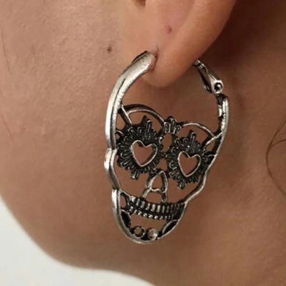 Silver Punk Rock Skull Earrings - Picture 7 of 8